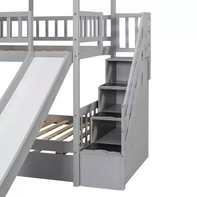 Letto a castello a forma di casetta con letto estraibile, scivolo, scala contenitore, tetto e finestra